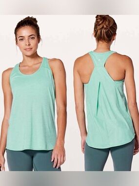 Lululemon Essential Tank Top in Heathered Washed Marsh size 6